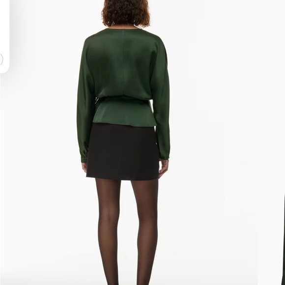 Aritzia Cleo green satin tie blouse. Size Large. - Picture 4 of 9